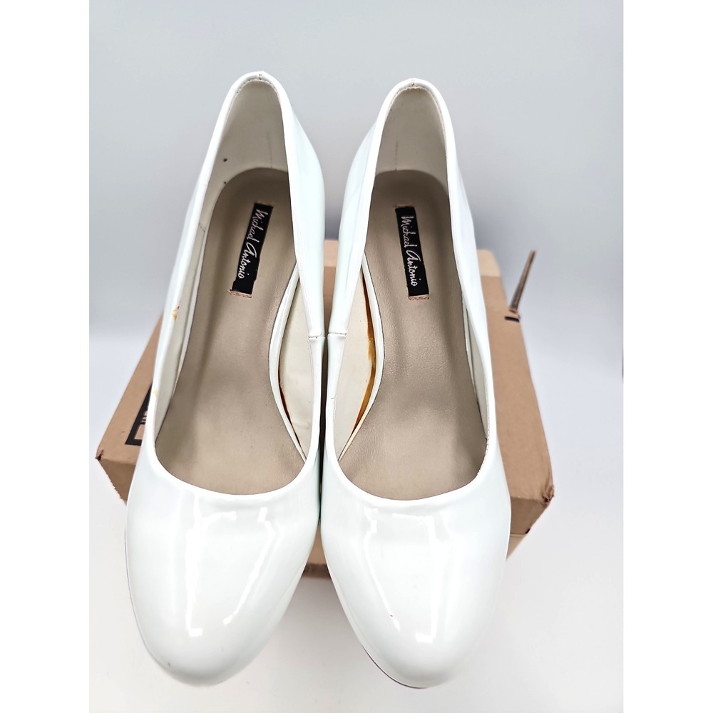 Michael Antonio White Patent Leather Pumps Womens 7.5 Pointed Toe Kitten Heel